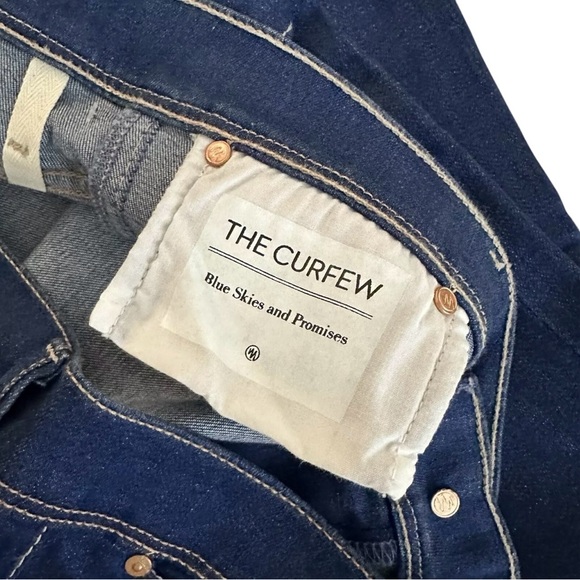 MOTHER JEANS The Curfew Flare Jeans in Blue Skies And Promises Women’s Size 28 - Picture 5 of 11